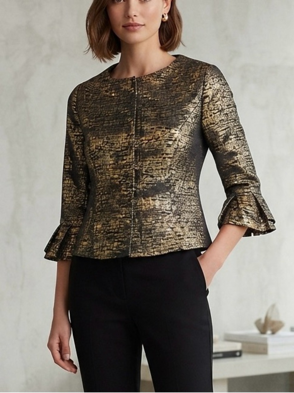 Victor Costa Women's 6 Metallic Gold 3/4 Pleated Bell Sleeve Crop Vintage Jacket